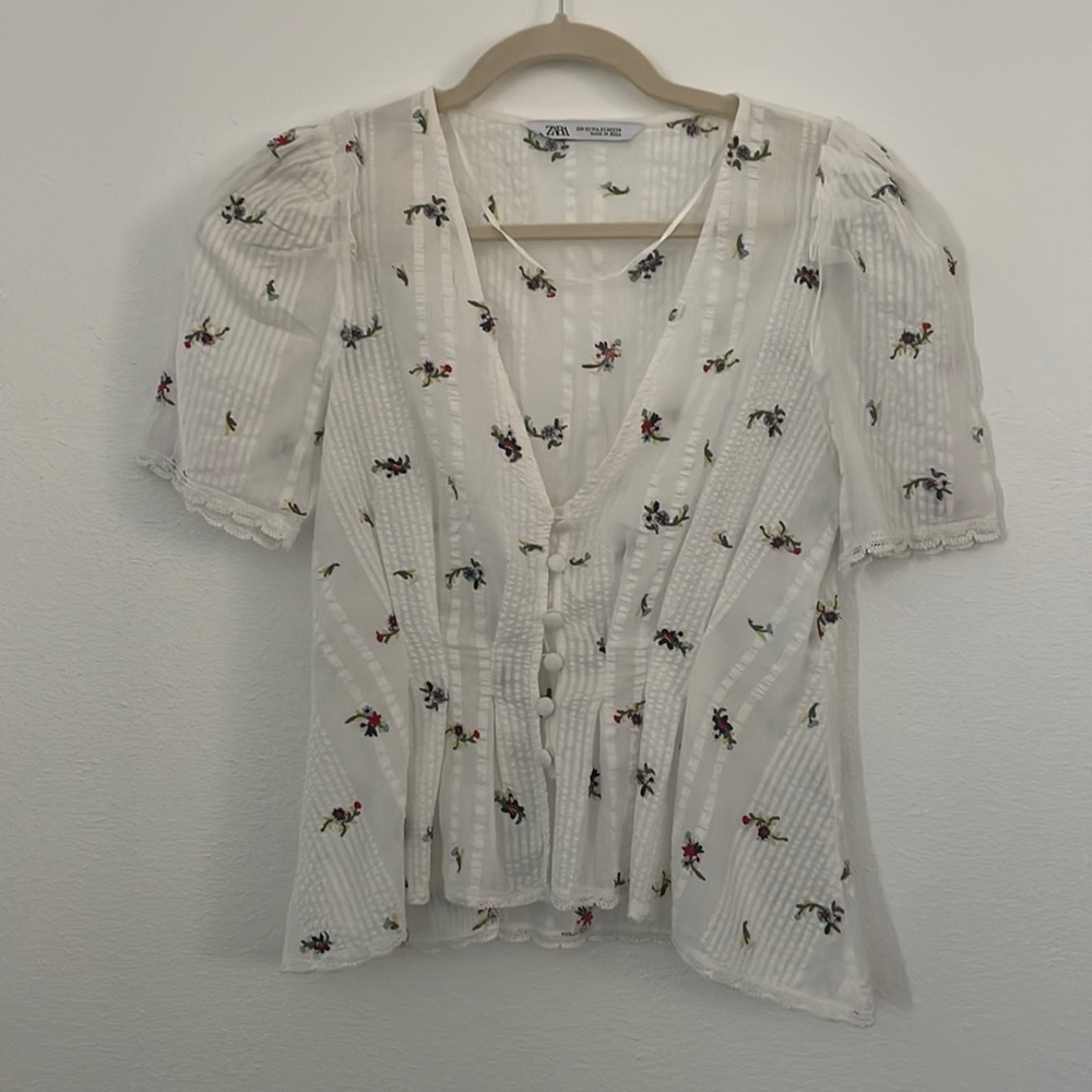 Puff Sleeve Floral Top